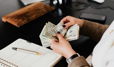 Jenseits des Gehaltsschecks: Freischaltung von Vorteilen, die Leben wirklich verändern